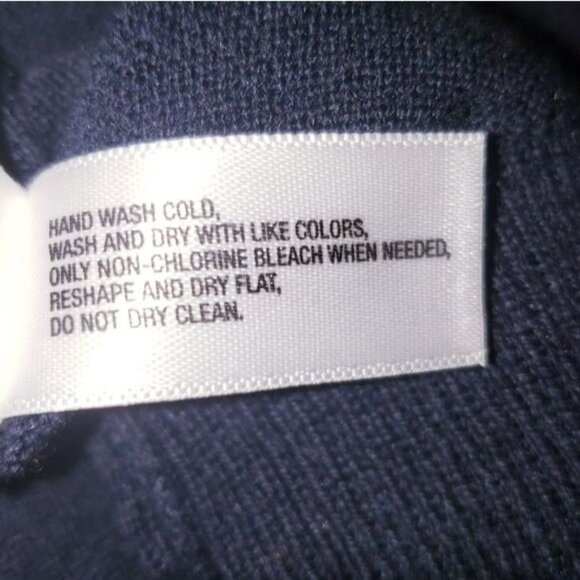 GAP Navy V-Neck Button Front Silk Blend Pullover Sweater - Picture 7 of 7